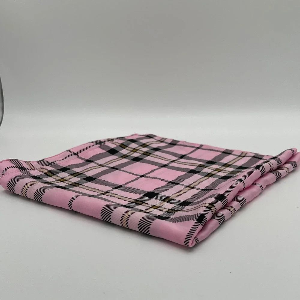 Tie Rack‎ Designer Pink Black Plaid Polyester Scarf Bandana Neck Square Career